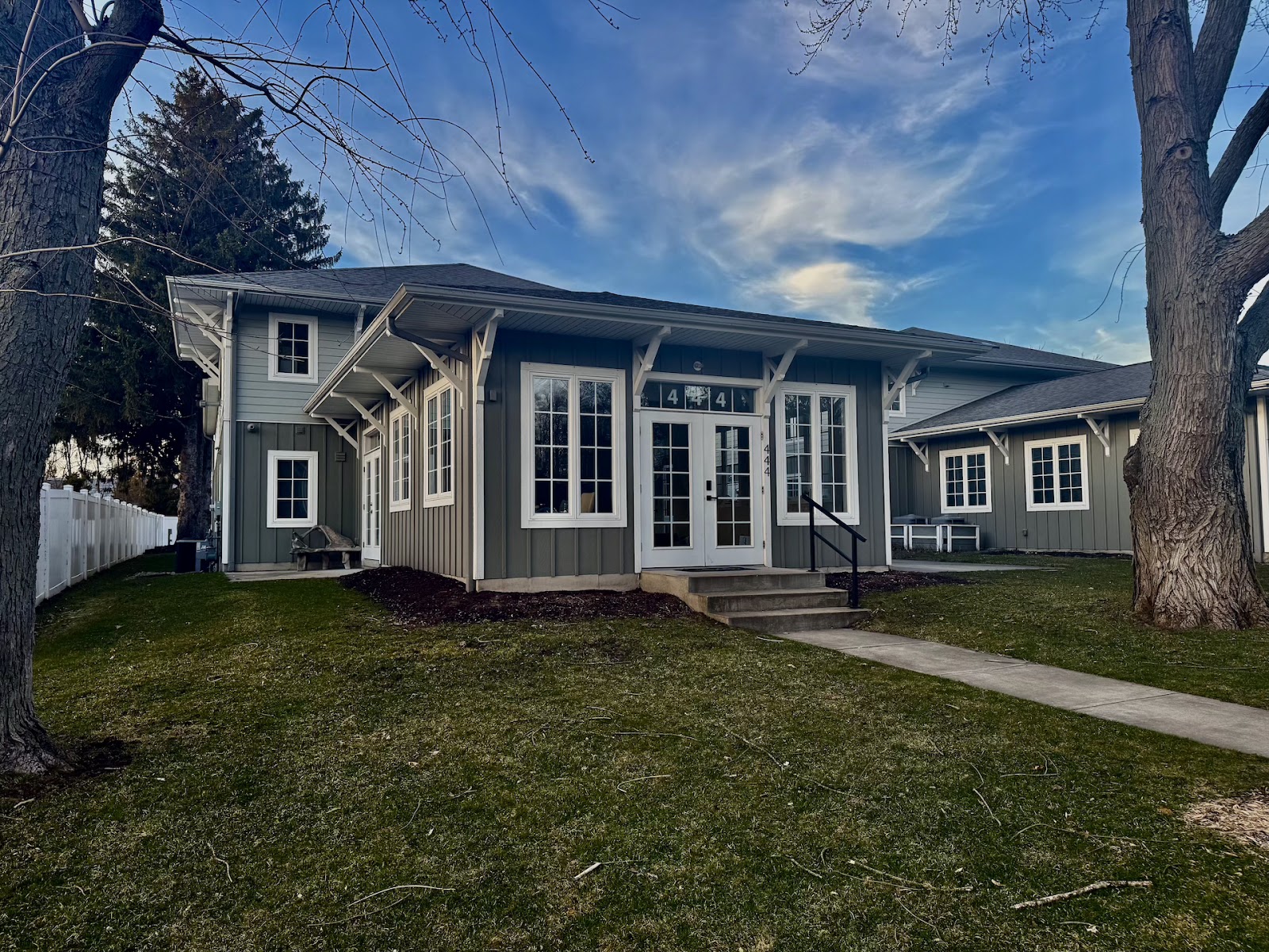 Better Homes and Gardens Real Estate Connections in Douglas