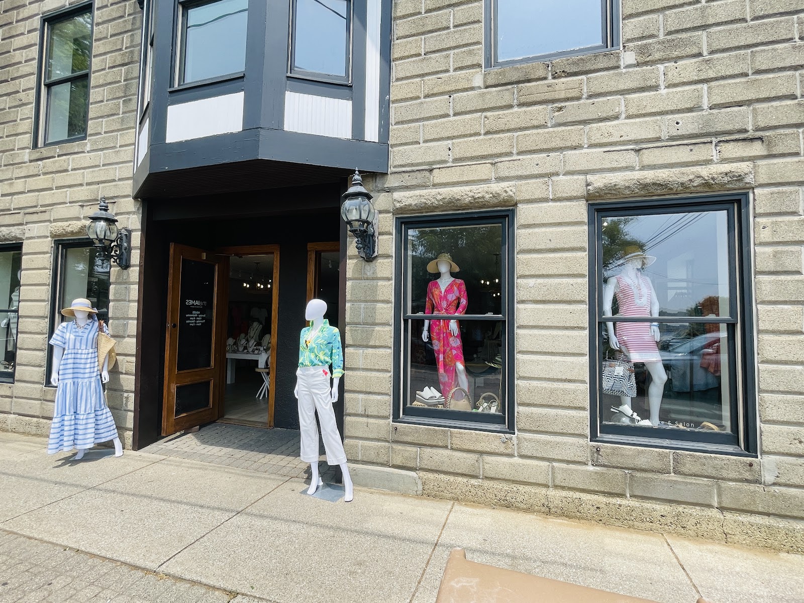 The James Boutique-Saugatuck — photo